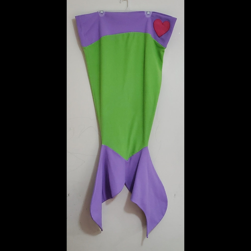 Mermaid Tail Blanket Heart